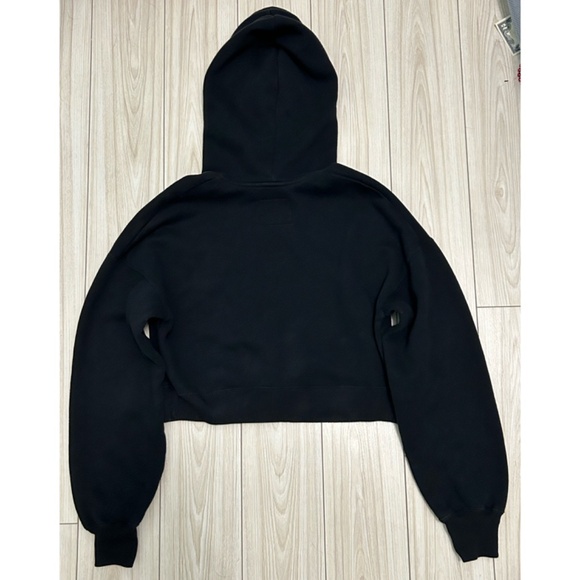 Hollister Cropped Hoodie w/ Floral Embroidery - XS - Picture 3 of 4